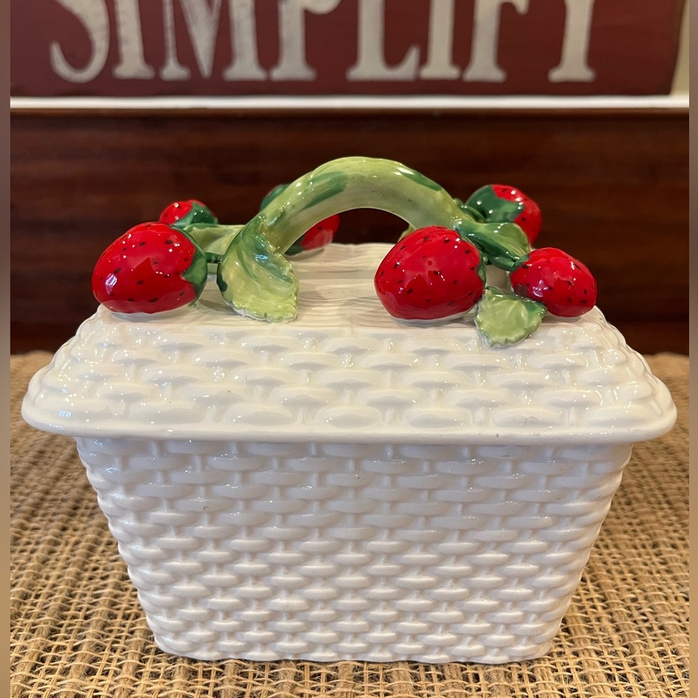 Tiffany & Co. ceramic strawberry trinket jar